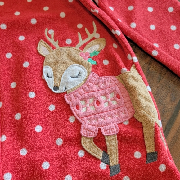 Carter's pj's - Picture 6 of 9